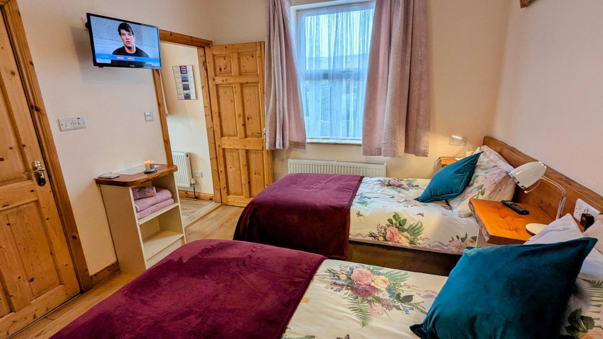 Appartement Skellig View Bluebell Rose & The Kerry Cliffs à Portmagee Extérieur photo